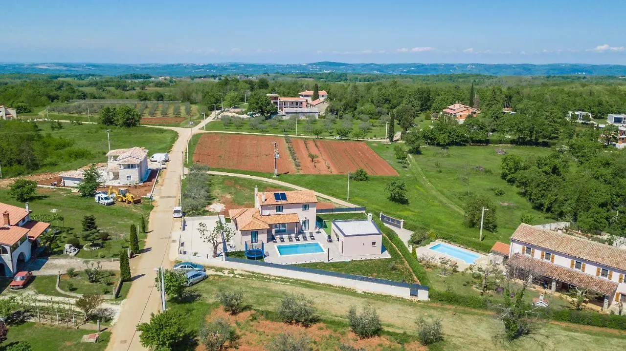 Villa Silvano & Nadija Kaštelir